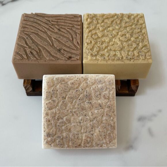 Safari 🦒 - soap bars- Handmade natural oatmeal soap bars- SET OF 3 - Picture 1 of 6